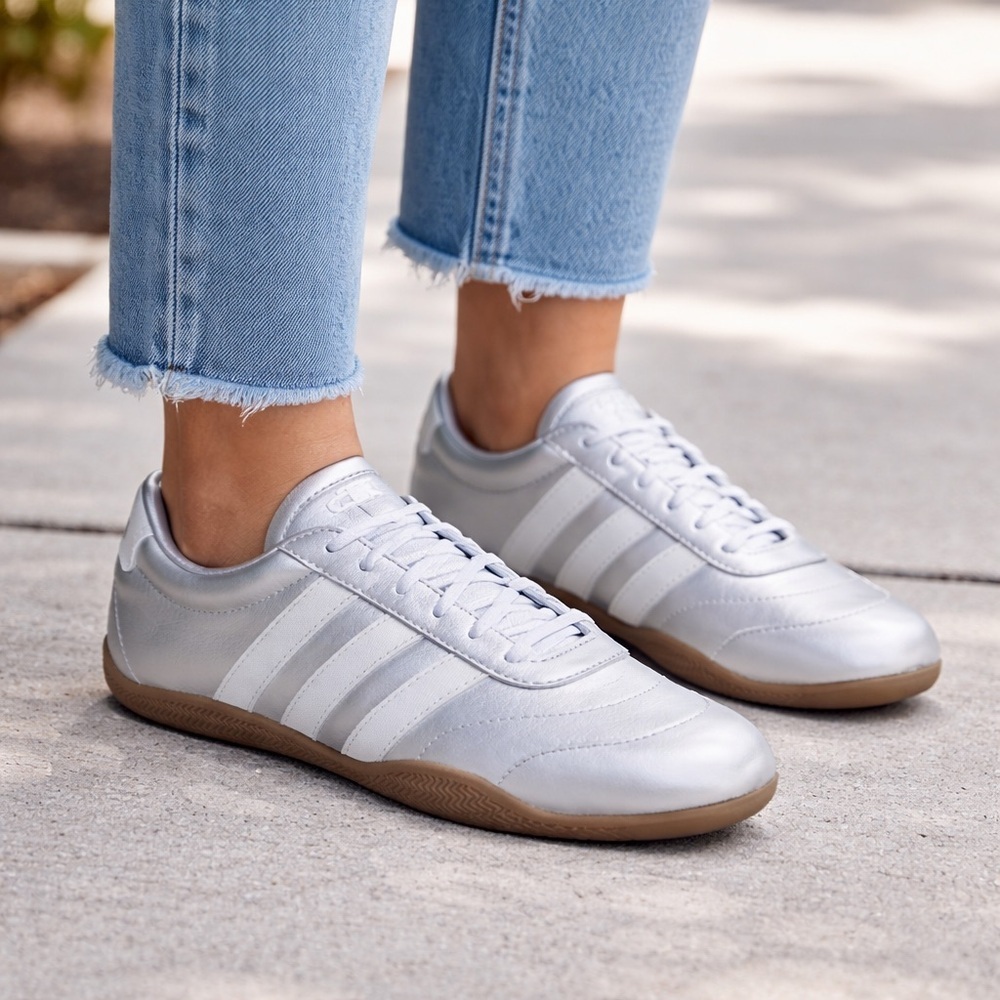 Adidas Grand Court Metallic Silver Sneakers Women’s Casual Shoes Gum Sole Sz 8